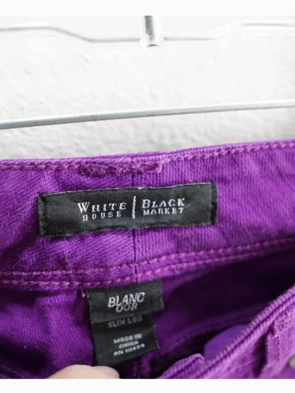 White House Black Market Purple Blanc Slim Leg Jeans size 00